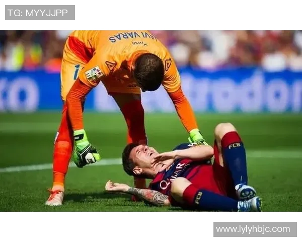 美式足球明星减肥前后对比展现惊人变化与健康生活方式的转变